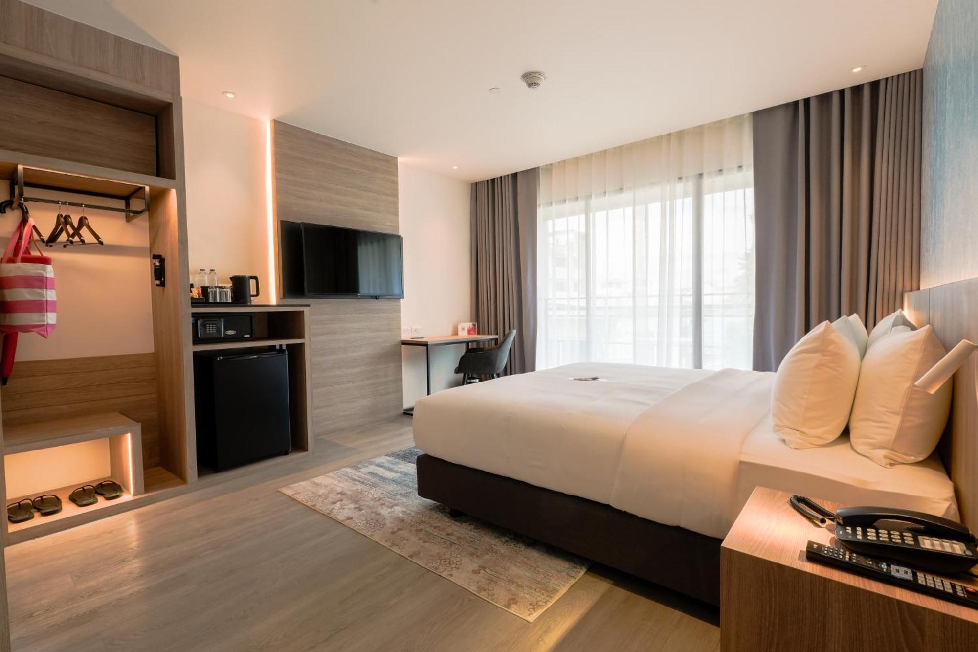 Glow Bangkok Riverside Rom bilde